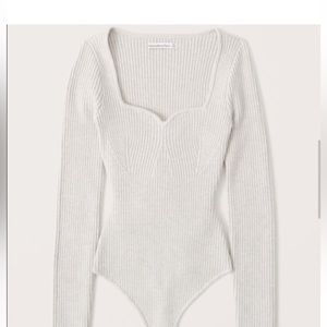 Abercrombie & Fitch Long Sleeve Sweetheart shaped bodysuit